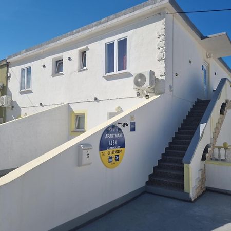 Apartmani Alen Dinjiska Exterior photo